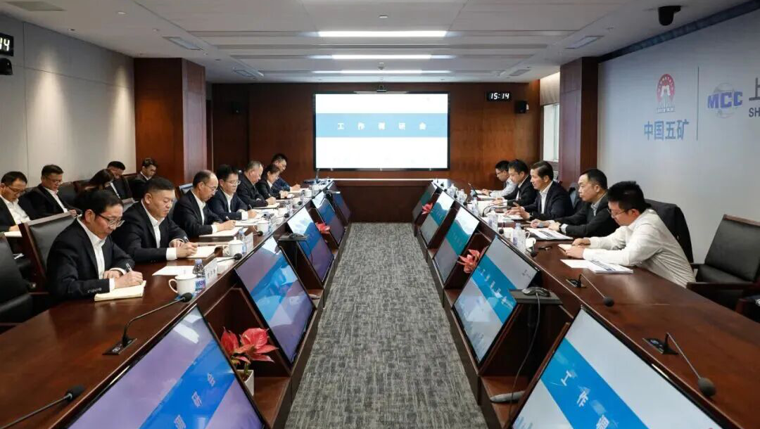 陈建光到上海腾博汇游戏官网调研领导工作